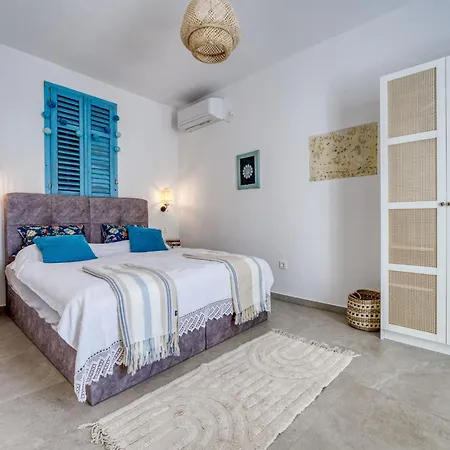 Passion-1 By Interhome