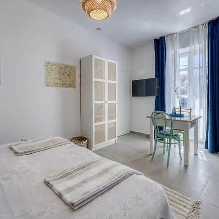 Passion-1 By Interhome *